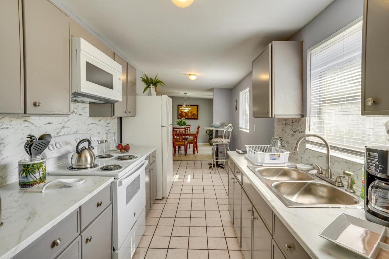 Family-Friendly Lakeland Home With Private Hot Tub! Exterior photo